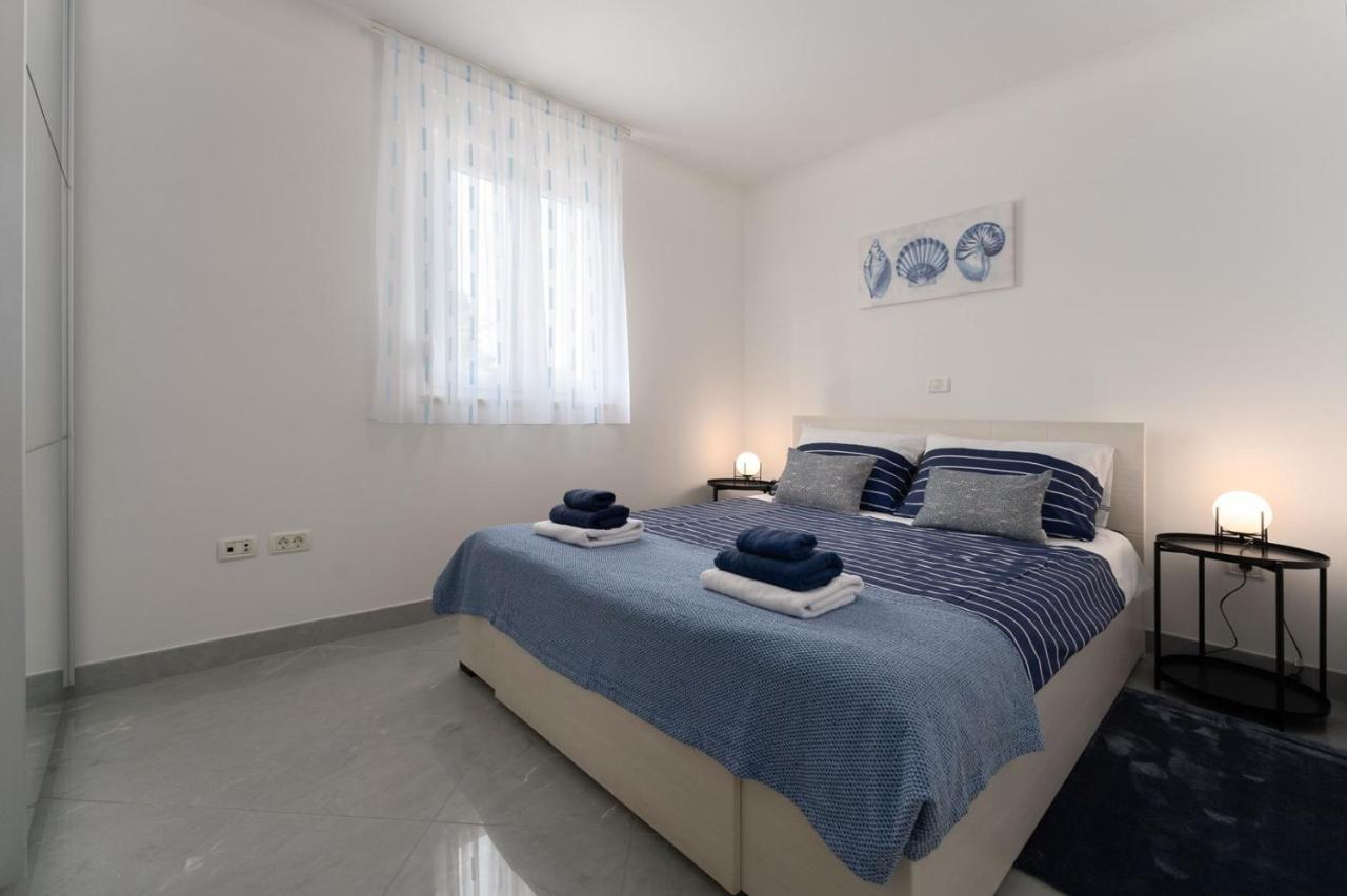 Apartment Sky By Seeadria Agency Novigrad  Exterior photo