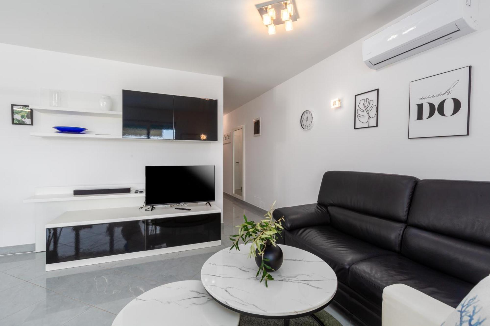 Apartment Sky By Seeadria Agency Novigrad  Exterior photo